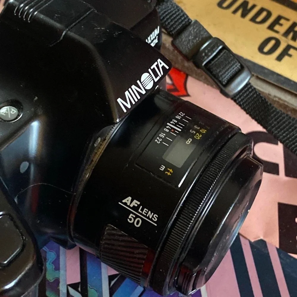 Vintage 80s 1988 Minolta Maxxum 3000i Autofocus Film (SLR) Camera